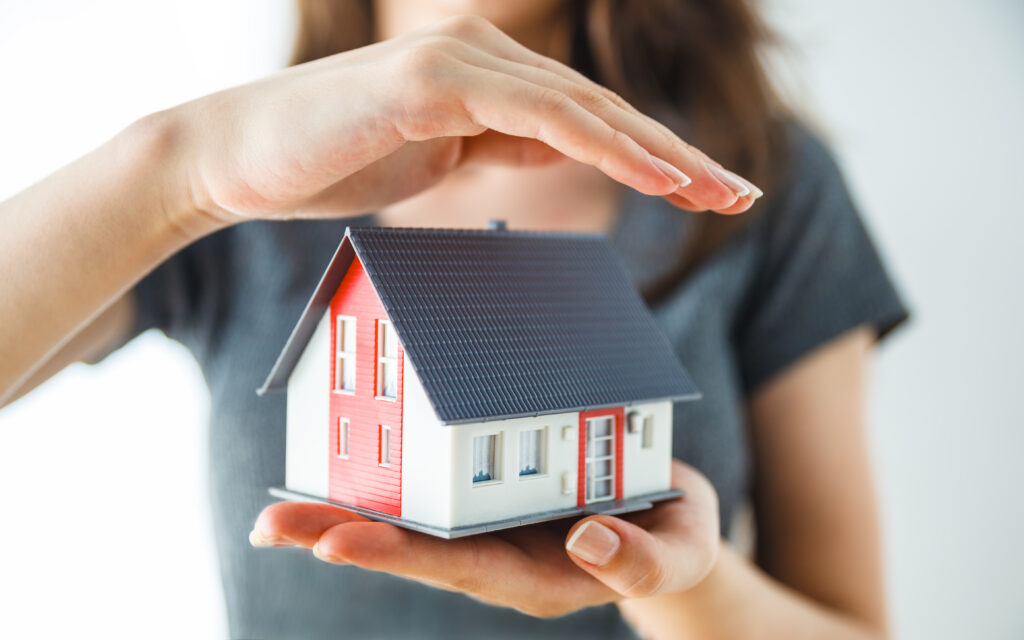 5 Reasons to buy property insurance